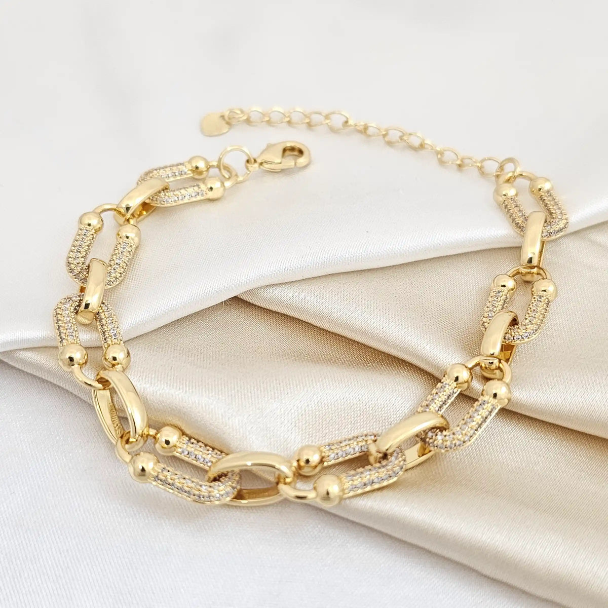Pulsera Imanes Y Aros Circones Con Extensor Dorado Rf K4966