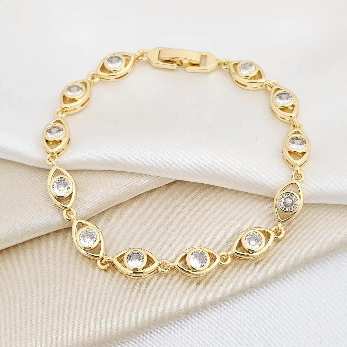 Pulsera Vision Con Circones Broche Dorado Rf K6988