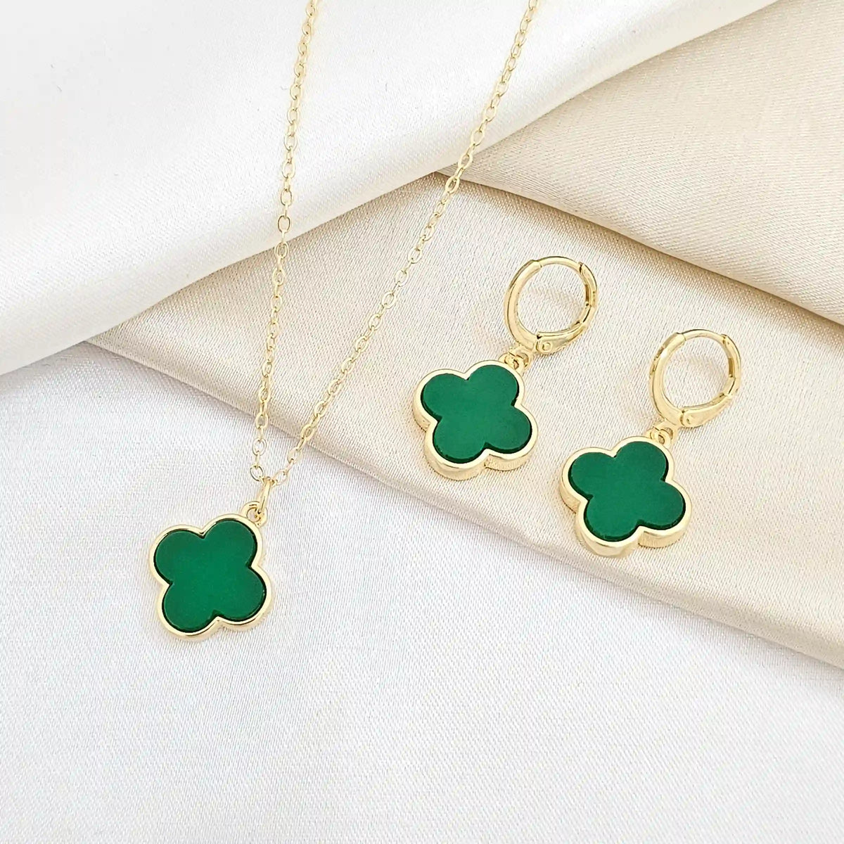 Set Cadena Y Candonga Dorado Trebol Liso Verde Rf K6247