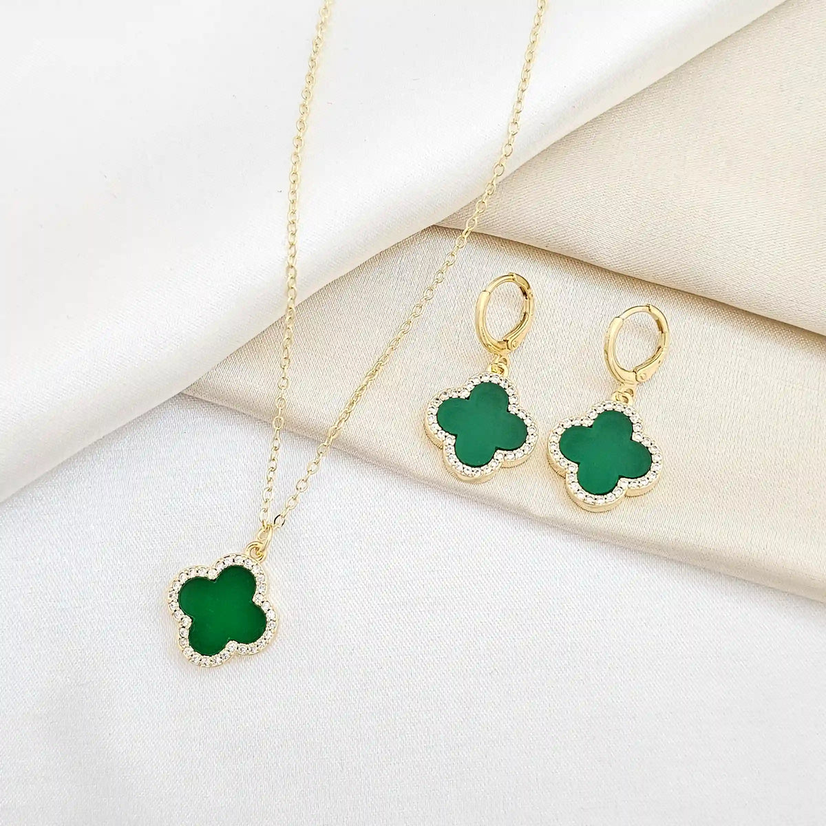 Set Cadena Y Candonga Dorado Trebol Verde Rf K6243
