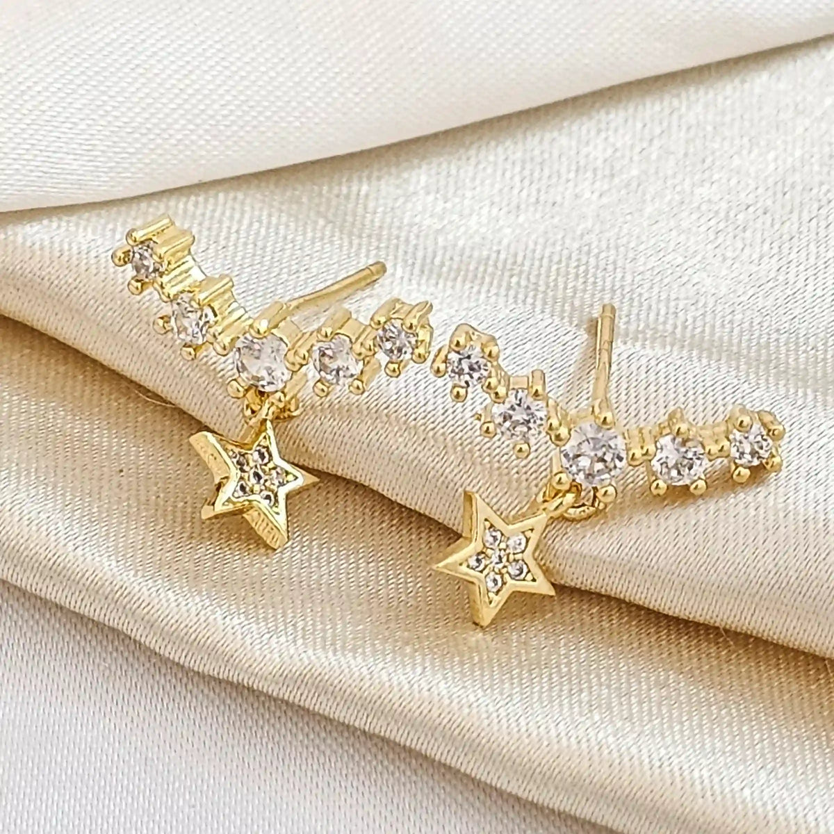 Topo Circones Con Estrella Colgante Dorado Rf K4550