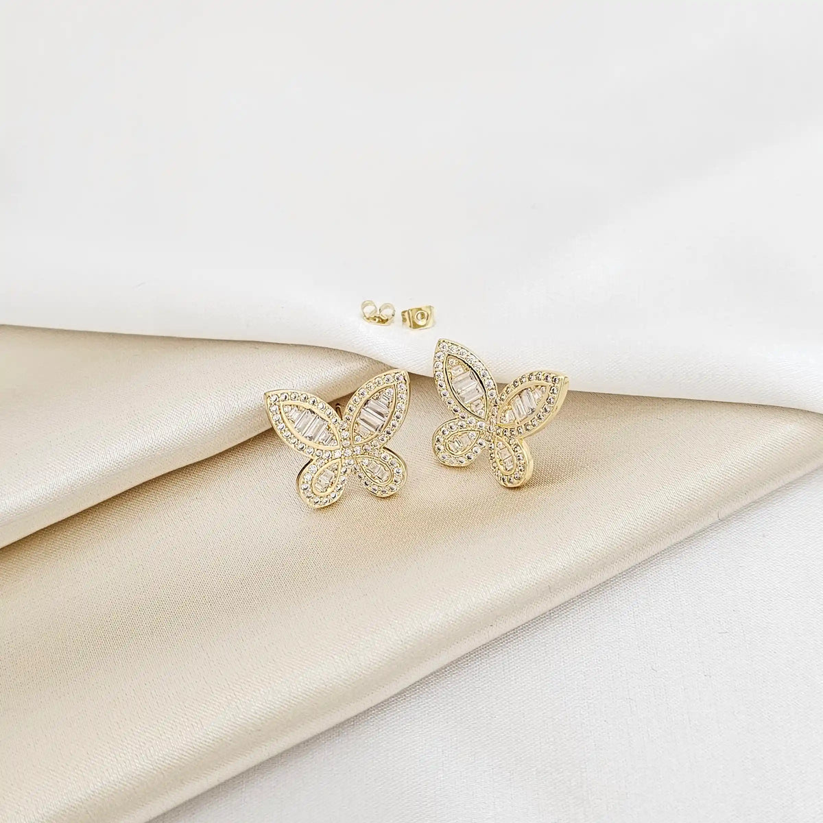 Topo Mariposa Grande Dorado Con Circones Rf K7233