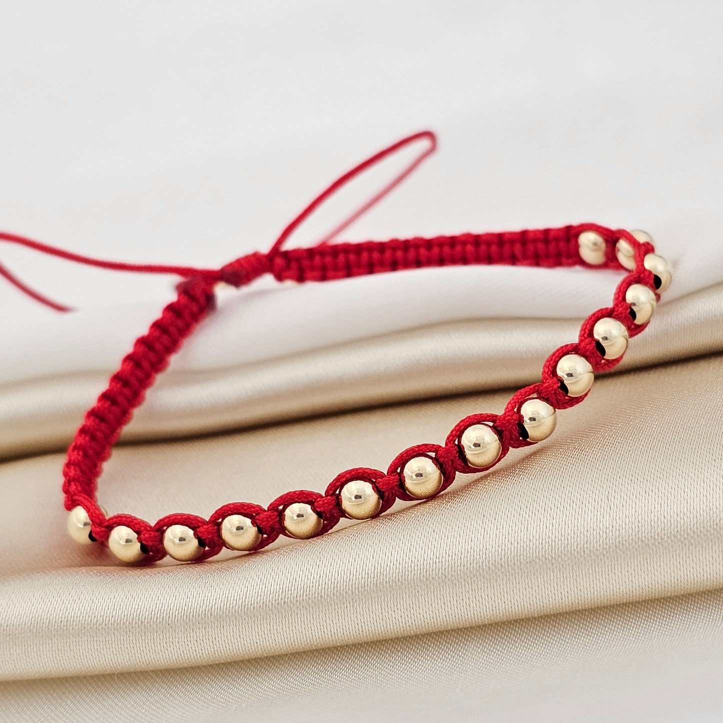 PULSERA GOLD MACRAME # 4 ROJA