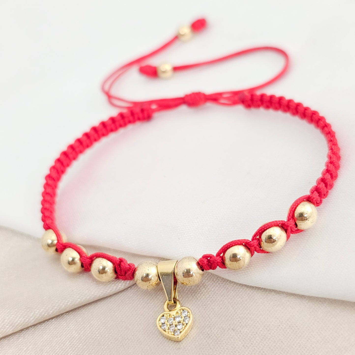 PULSERA GOLD MACRAME # 5 H MINI CORAZON ROJA