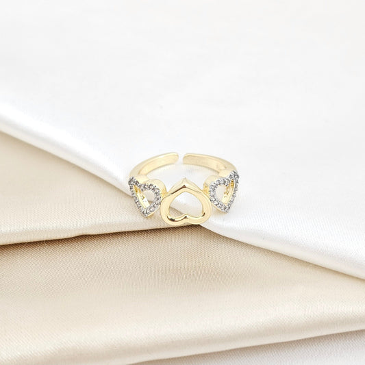 ANILLO TRES CORAZONES LISO Y CON CIRCONES DORADO RF K5654