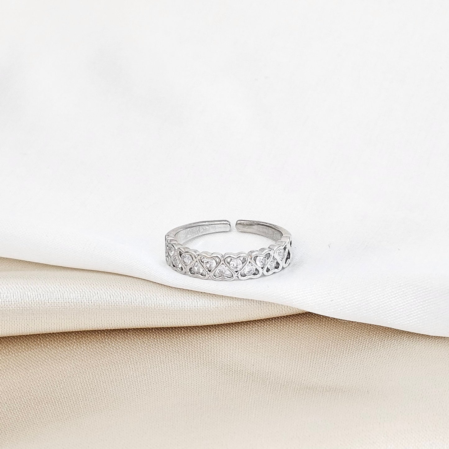 ANILLO CORAZONES LISOS CON CIRCONES PLATEADO RF K5764