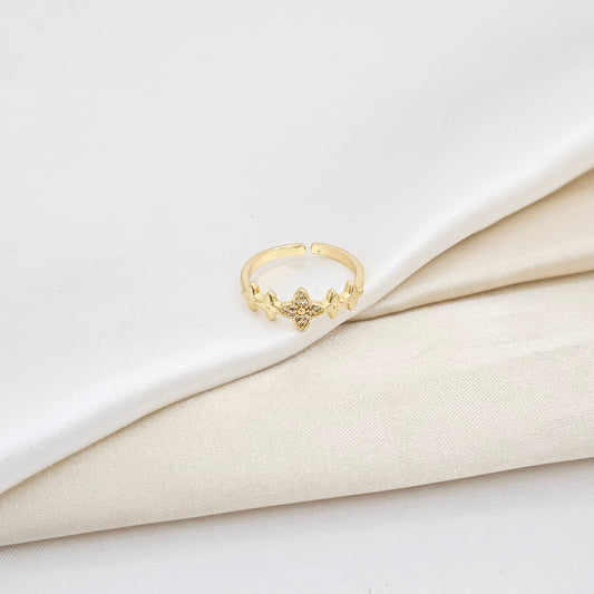 ANILLO LISO 5 TREBOL CON CIRCONES DORADO RF K6051