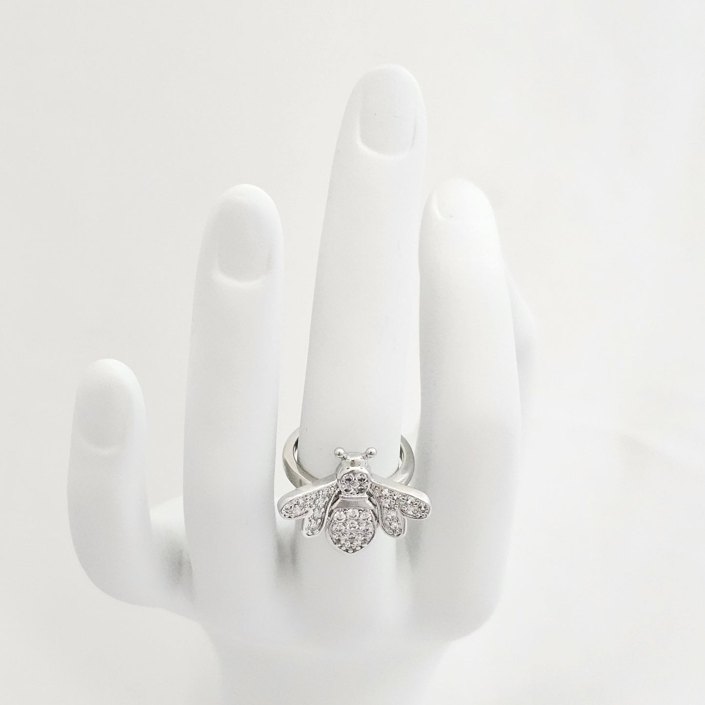 ANILLO ABEJA REINA CIRCONES PLATEADO RF K6524