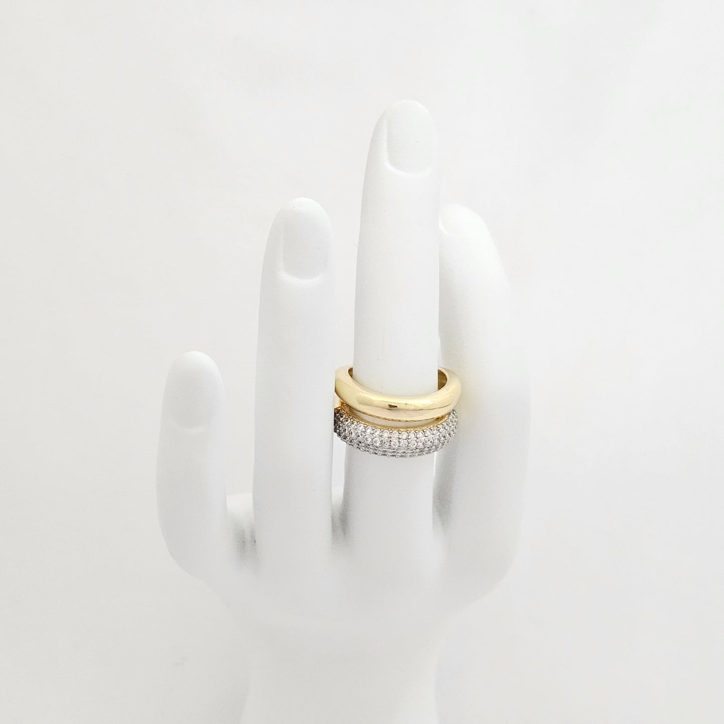 ANILLO DOBLE LINEA DORADO CON CIRCONES PLATEADO RF K6946