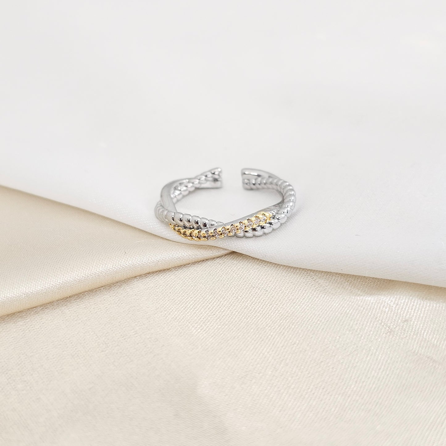 ANILLO LAZO PLATEADO CIRCONES DORADO RF K7816