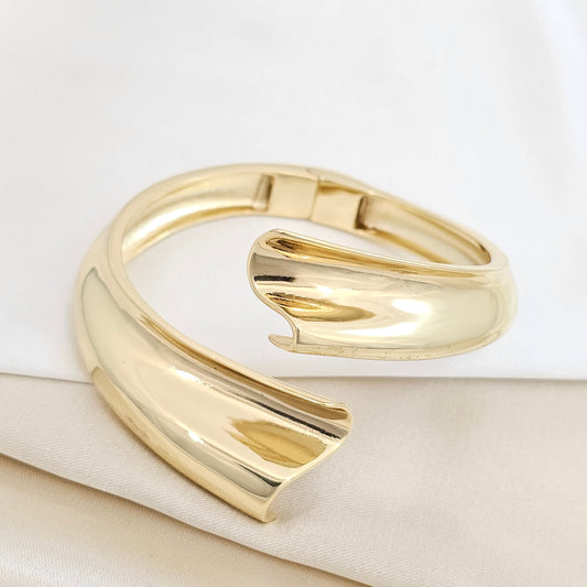 BRAZALETE ELEGANTE LISO FLEXIBLE DORADO RF K5696