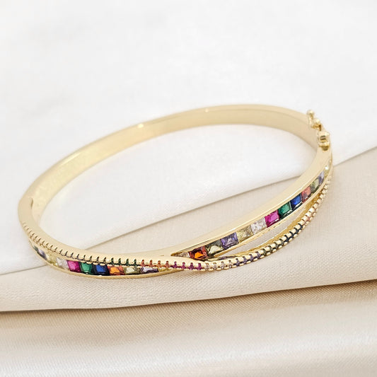 BRAZALETE LINEA CRUZADA DORADO CIRCONES DE COLORES RF K5700