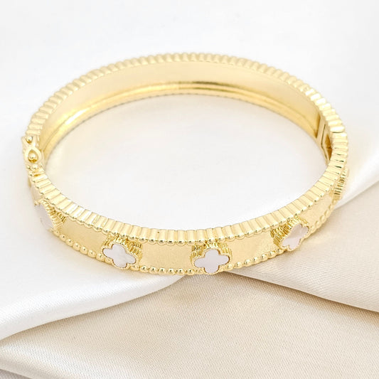 BRAZALETE DORADO MINI TREBOL BLANCO RF K6237
