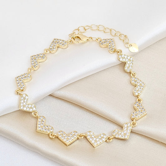 PULSERA CORAZONES ELEGANTES CON EXTENSOR DORADO RF K5586