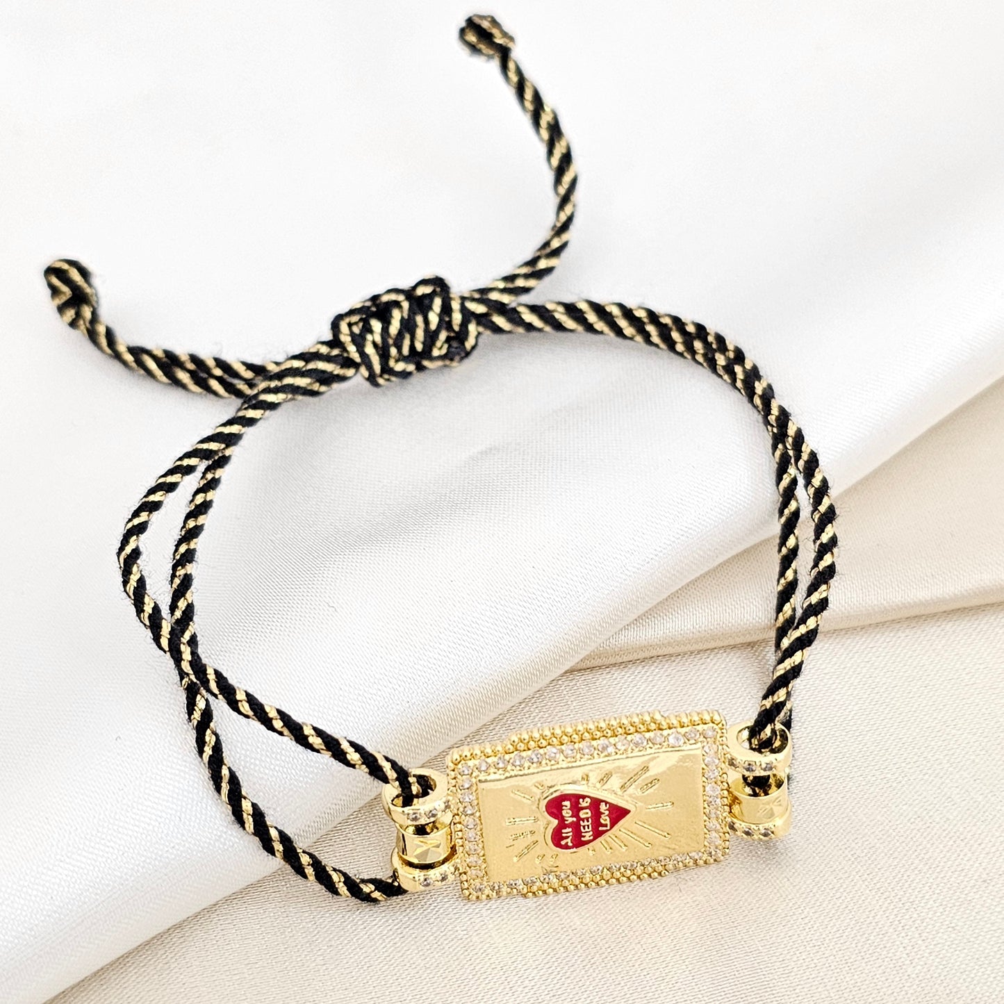PULSERA CORDON NEGRO DIJE SAGRADO CORAZON ROJO RF K6452