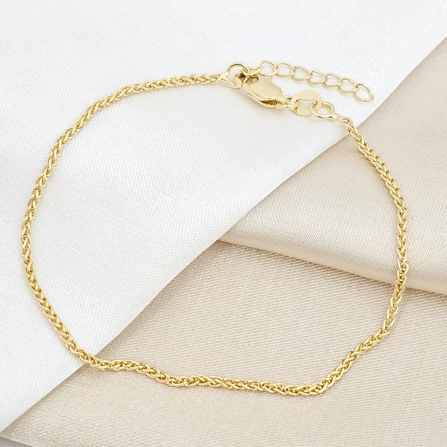 PULSERA ENLAZADA DELGADA DORADO RF K6741