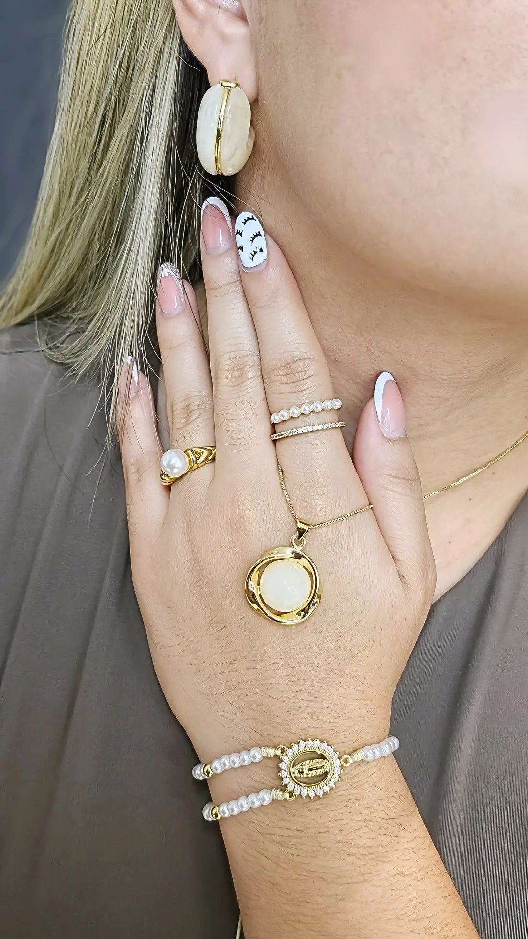 Anillo Doble Liso Dorado Con Siete Perlas Rf K7945