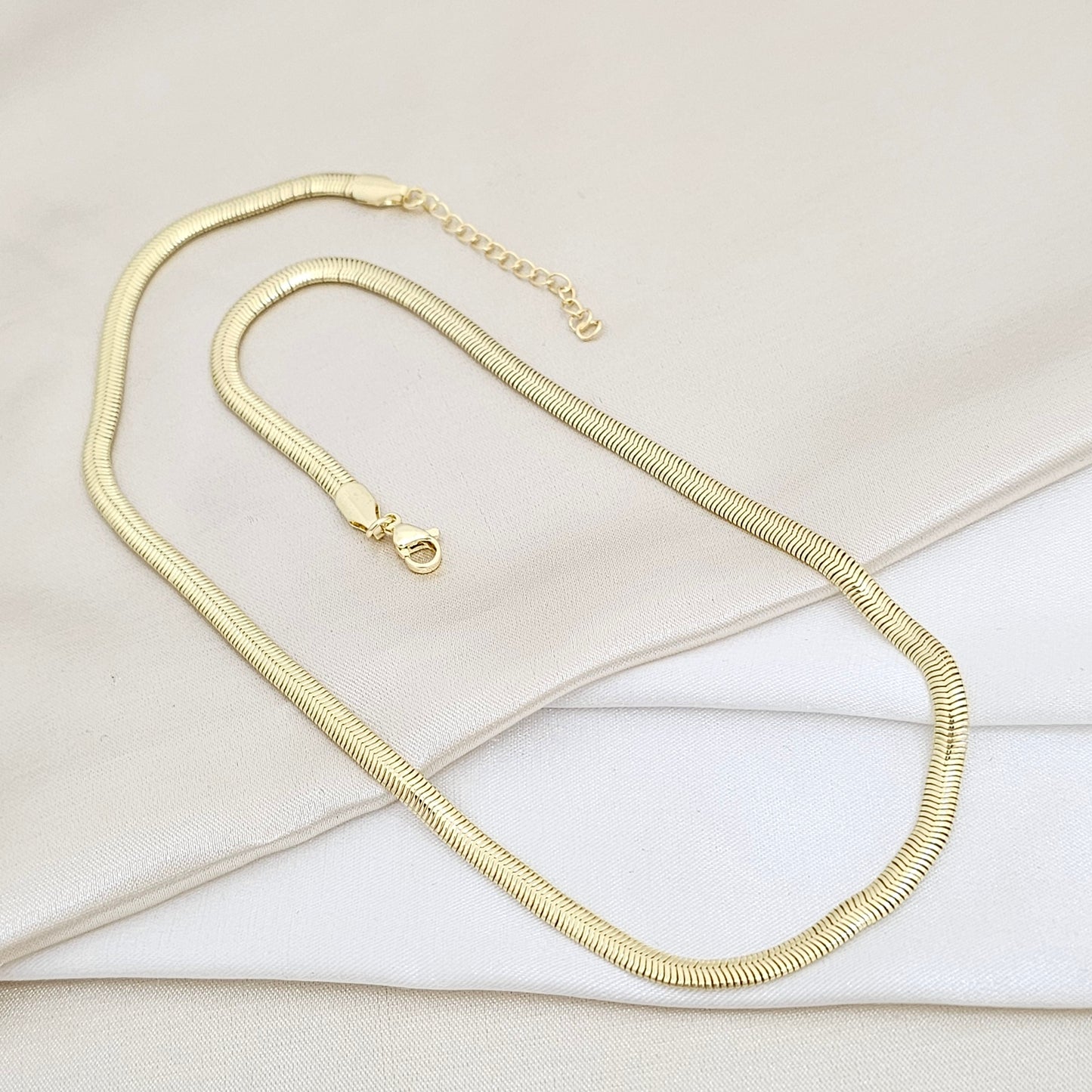 CADENA PLANA 5MM CON EXTENSOR DORADO RF K5809