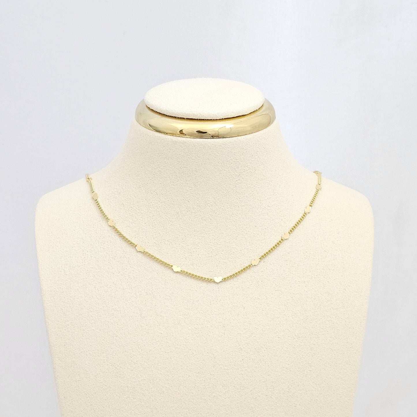 CADENA CUBANA DELGADA CON CORAZONES DORADA RF K6135