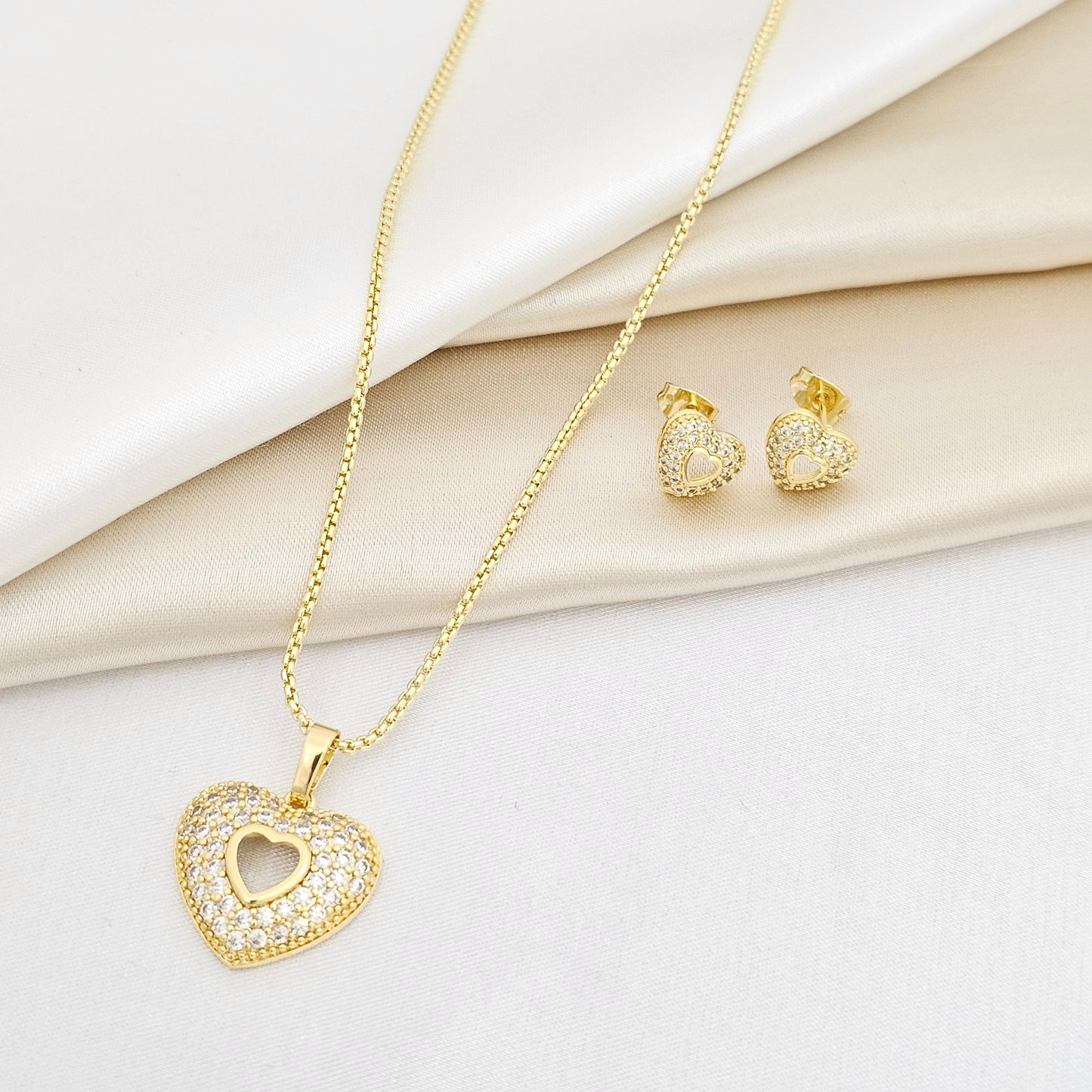 SET CADENA DIJE Y TOPO CORAZON DOBLE DORADO RF K6854