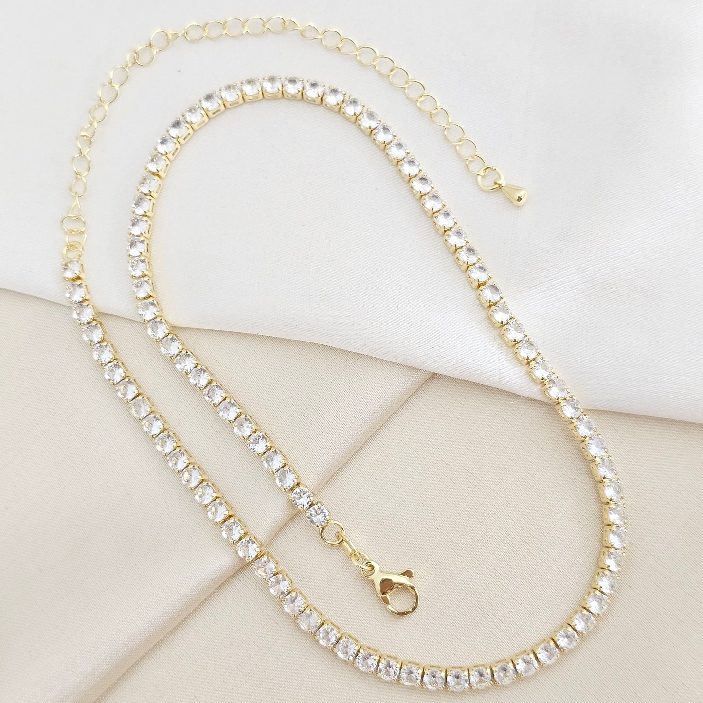 GARGANTILLA CIRCONES CRISTAL CON EXTENSOR DORADO RF K7854