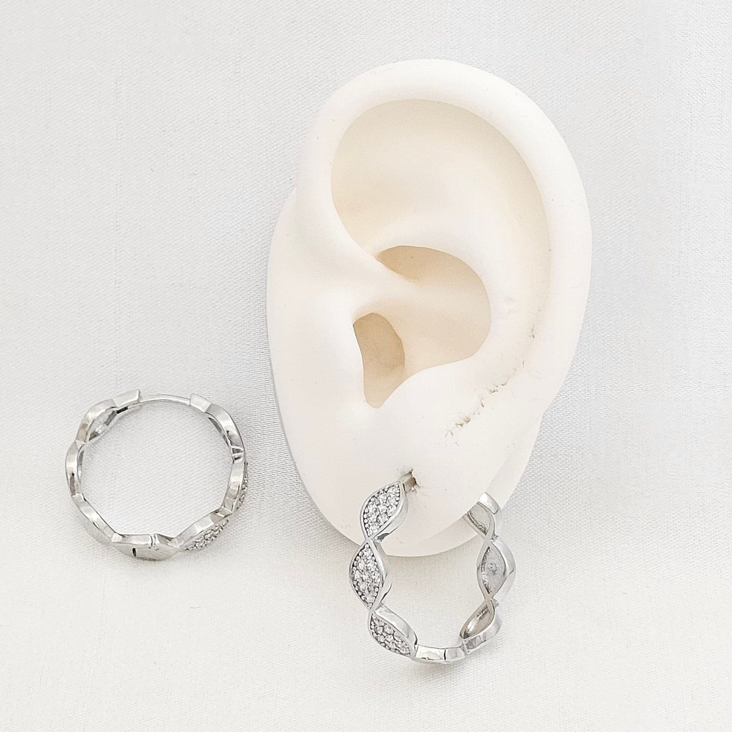 CANDONGA INFINITY LISA Y CON CIRCONES PLATEADO RF K7486