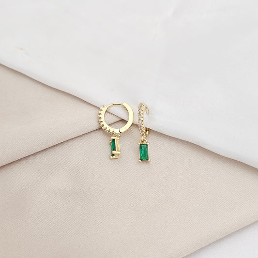 CANDONGA PEQUEÑA DORADO CON CIRCON VERDE COLGANTE RF K8025