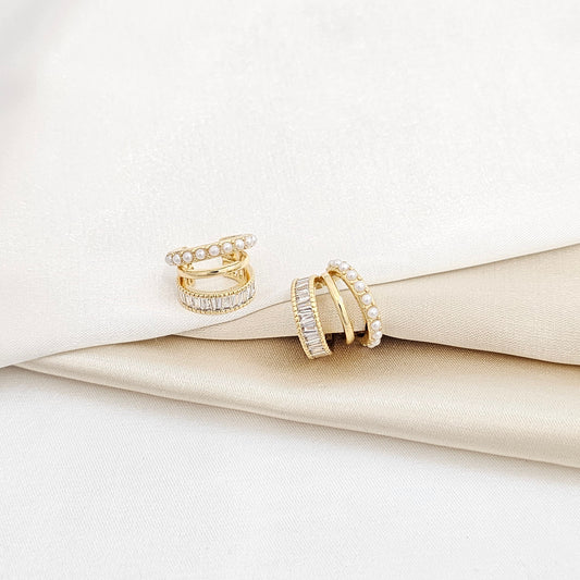 EARCUFF TRES LINEAS CON CIRCONES Y PERLAS DORADO RF K5703