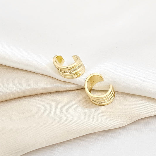 EARCUFF 4 LINEAS CON CIRCONES DORADO RF K6125
