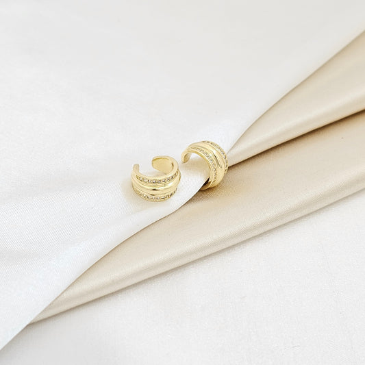 EARCUFF DOS LINEAS CON CIRCONES DORADO RF K6160