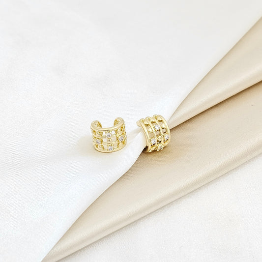EARCUFF CORAZONES LISO CON CIRCONES DORADO RF K6161