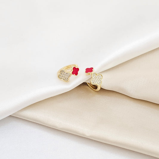 EARCUFF DOBLE TREBOL DORADO Y ROJO RF K6257