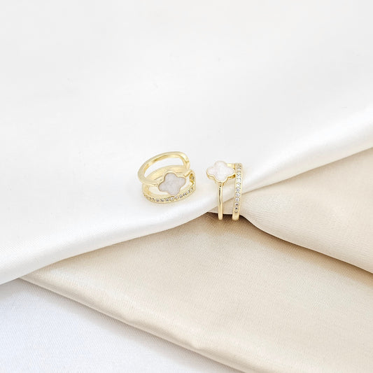 EARCUFF DOBLE LINEA DORADO TREBOL BLANCO RF K6259