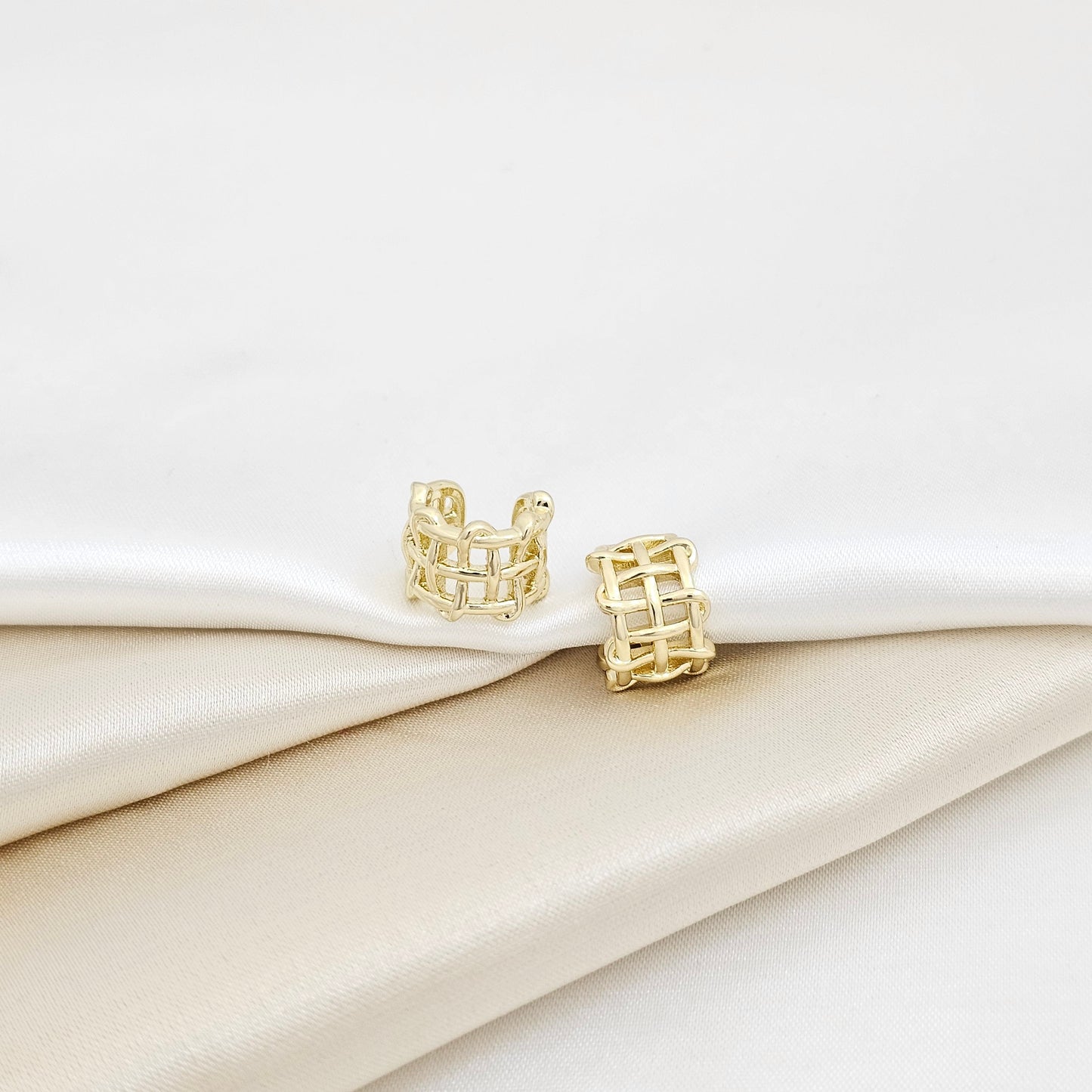 EARCUFF DOBLE LINEAS SERPIENTE DORADO RF K7039