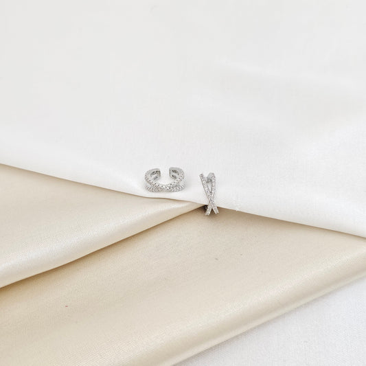 EARCUFF LINEAS CRUZADAS CON CIRCONES PLATEADO RF K7203