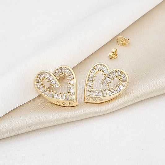 TOPO CORAZONES ELEGANTES CON CIRCONES DORADO RF K5381