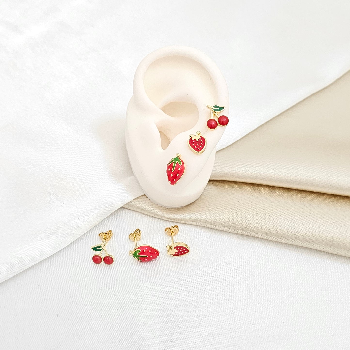 SET TRES TOPOS FRESAS Y CEREZAS ROJAS RF K5887