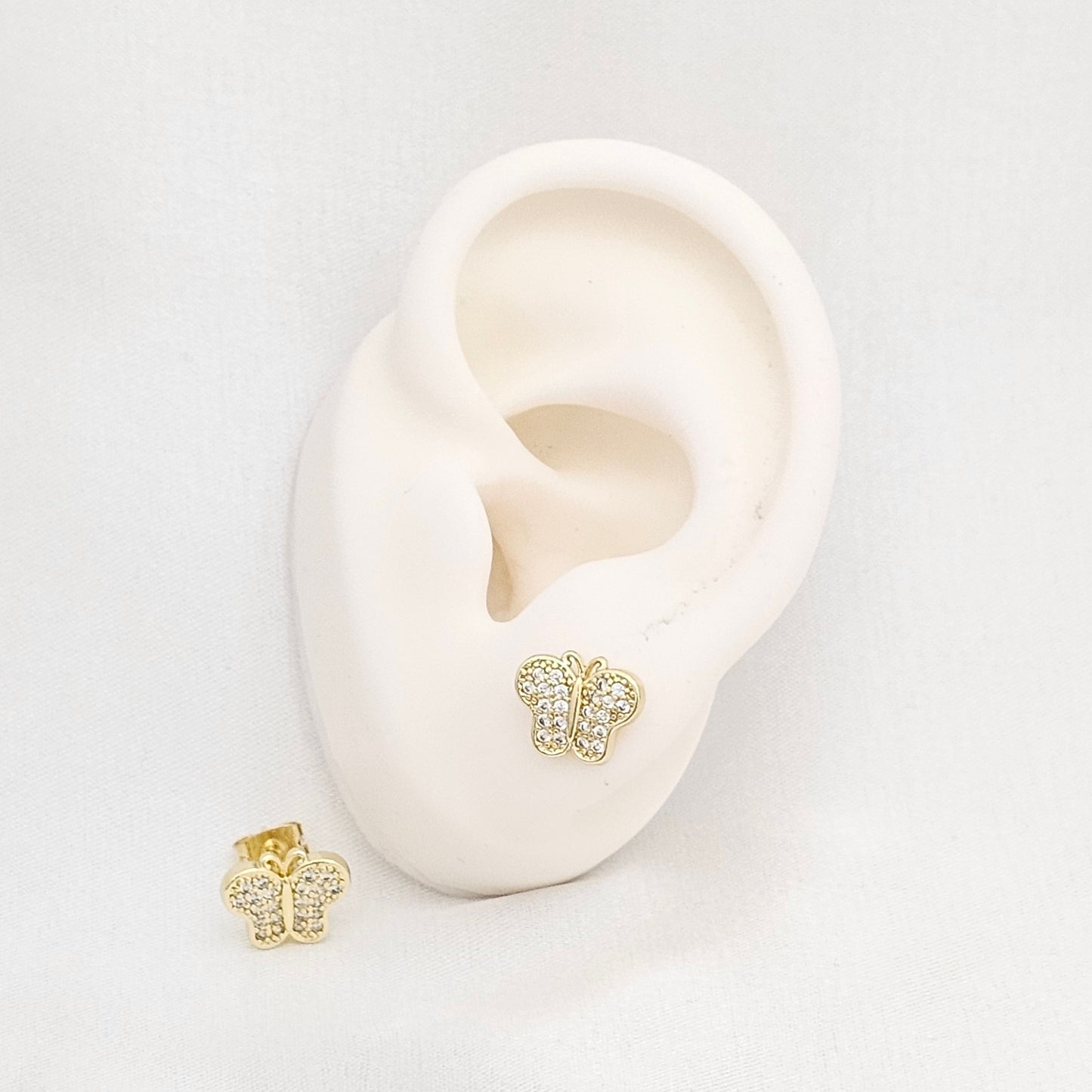 TOPO MINI MARIPOSA CON CIRCONES DORADO RF K6536