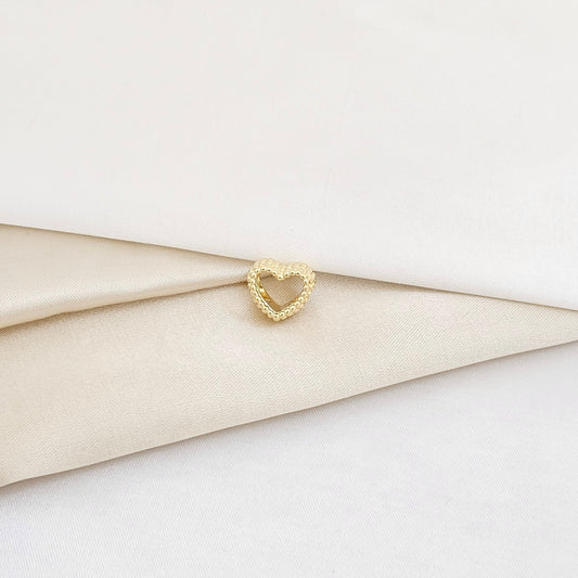 CHARM CORAZON CON PUNTOS DORADO RF K5954
