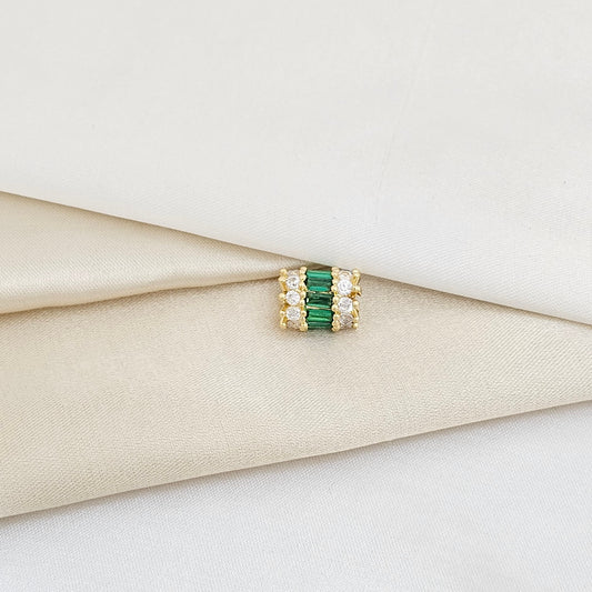 CHARM SEPERADOR CIRCONES VERDES Y CRISTAL DORADO RF K5995