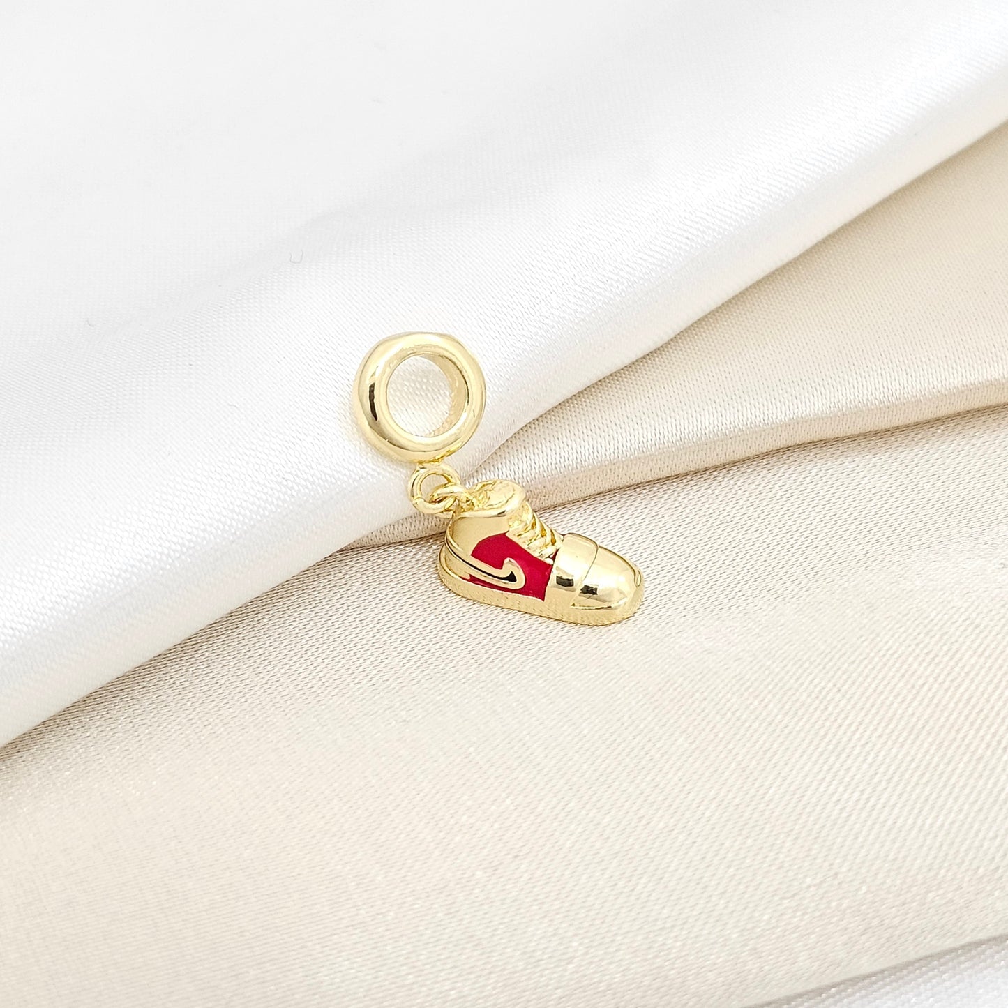 CHARM ZAPATO ROJO Y DORADO RF K6433