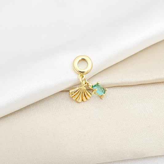 CHARM CONCHA DORADO Y TORTUGA CIRCON VERDE RF K6445