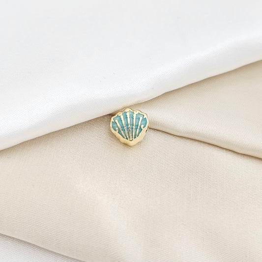 CHARM CONCHA AZUL Y DORADO RF K6494