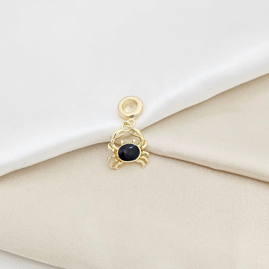 CHARM CANGREJO NEGRO Y DORADO RF K6505