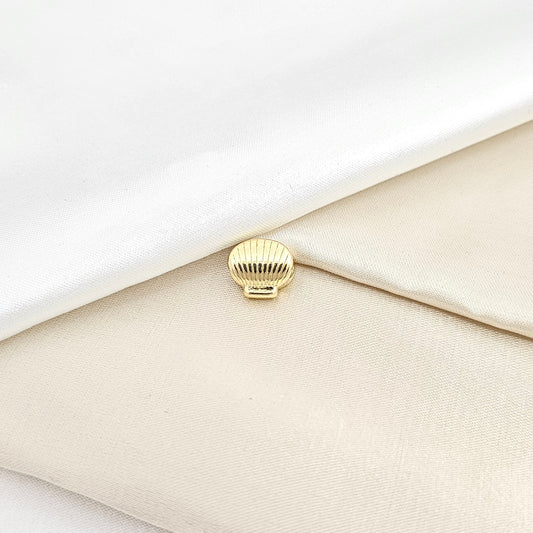 CHARM CONCHA GRUESA DORADO RF K6586