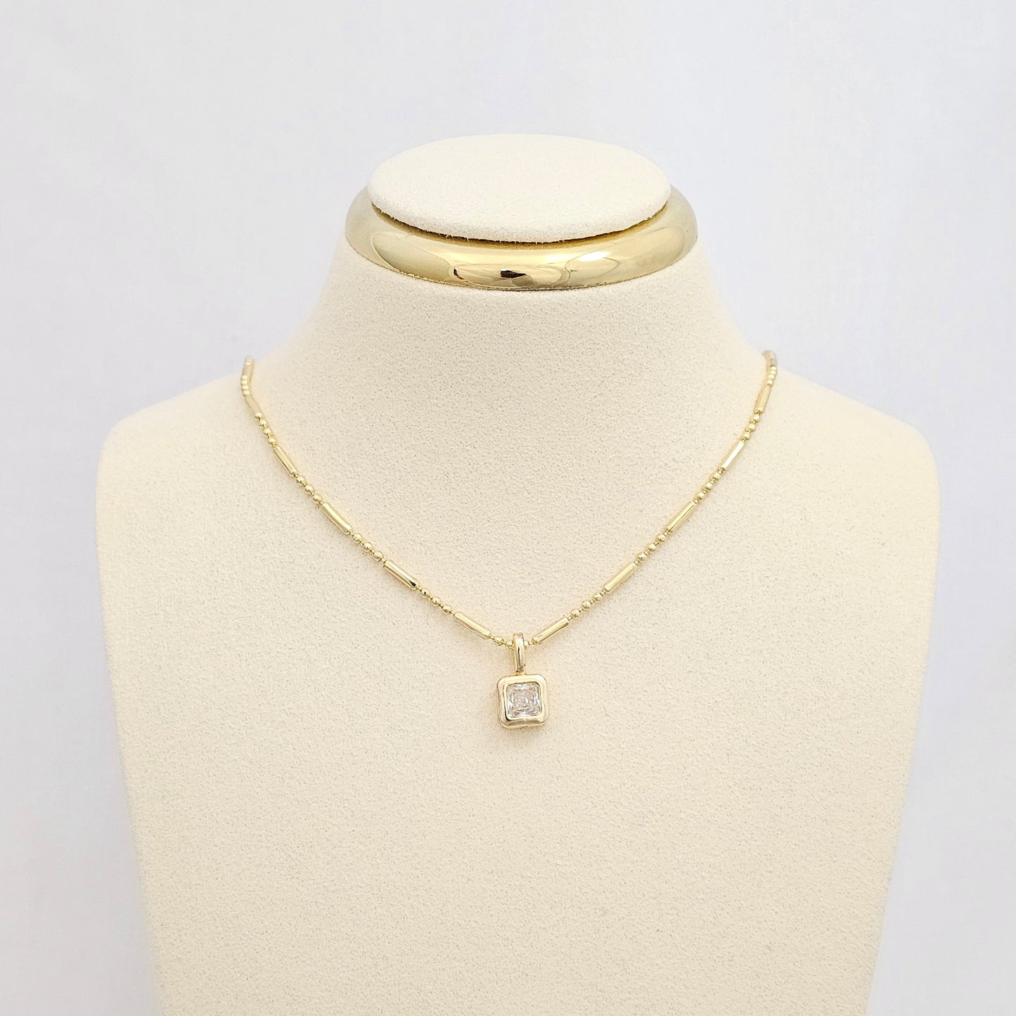 DIJE DORADO CIRCON CUADRADO CRISTAL RF K6713