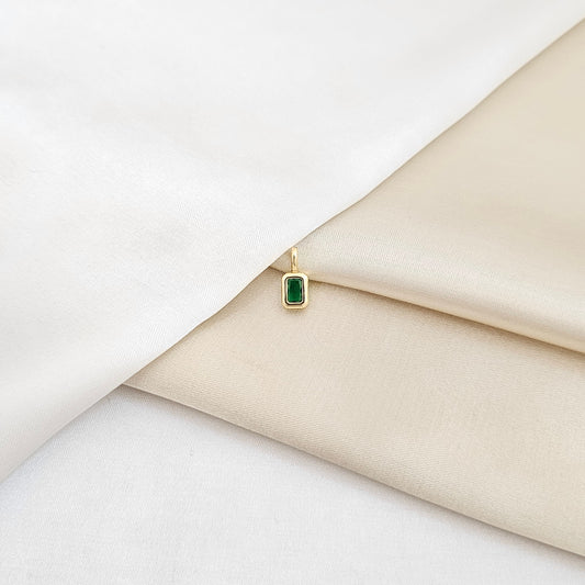 DIJE DORADO CIRCON RECTANGULAR VERDE RF K6718