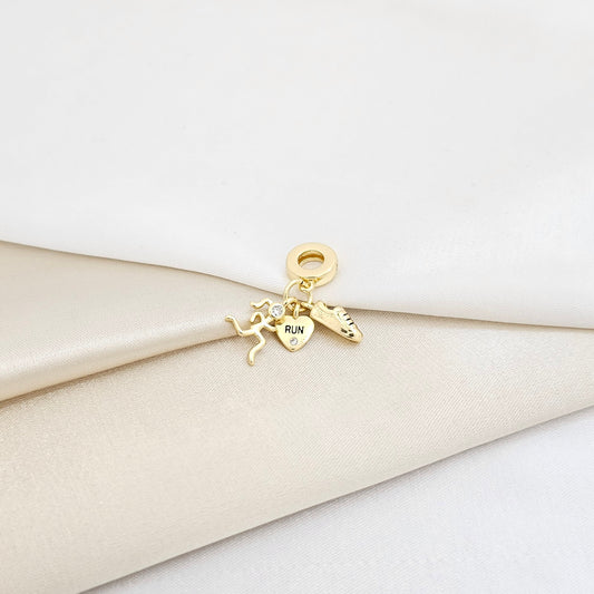 CHARM MUJER CORAZON Y ZAPATO DORADO RF K7147