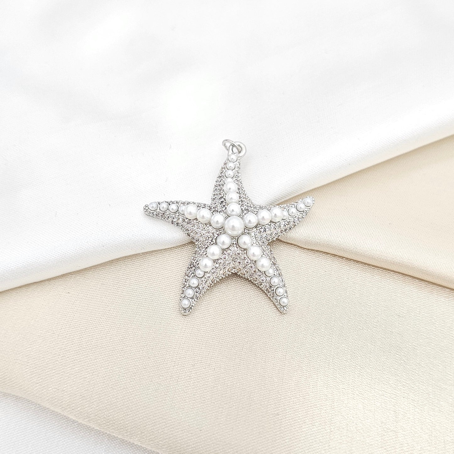 DIJE ESTRELLA DE MAR GRANDE CON PERLAS PLATEADO RF K7647