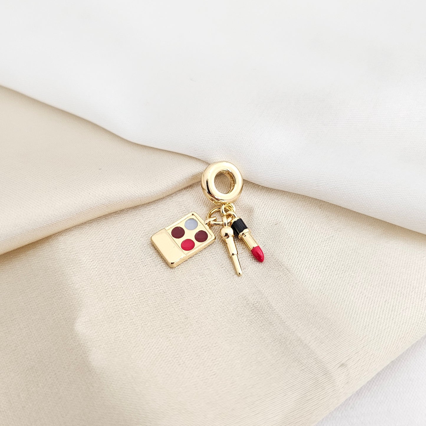 CHARM MAQUILLAJE ROJO Y LABIAL DORADO RF K7802